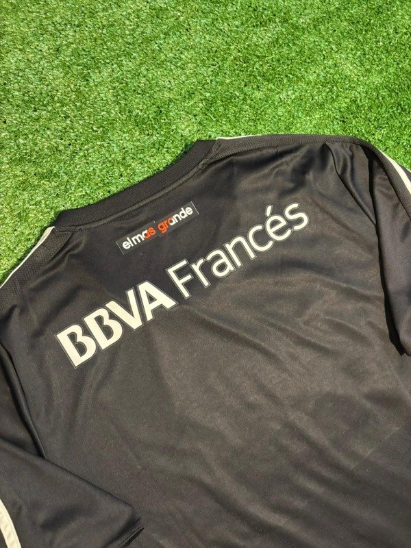 Camiseta alternativa Homenaje Labruna 2016/17 — imagen 4