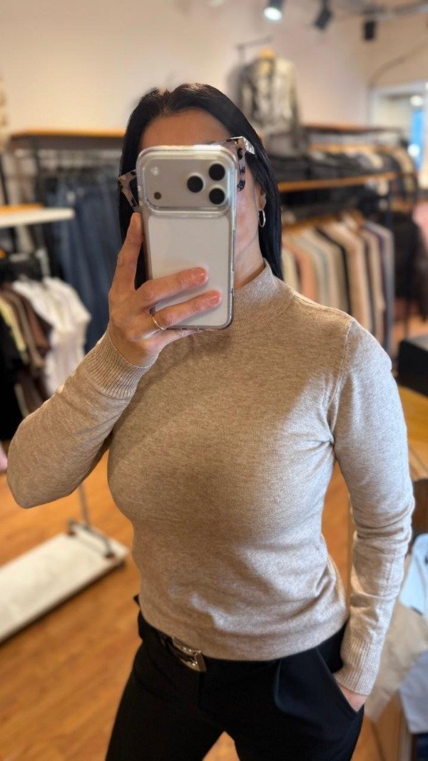 Producto - Sweater media polera