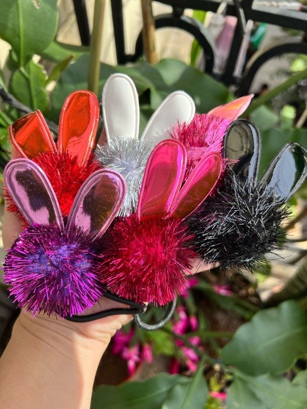 Producto - 12 colitas pompom brilloso