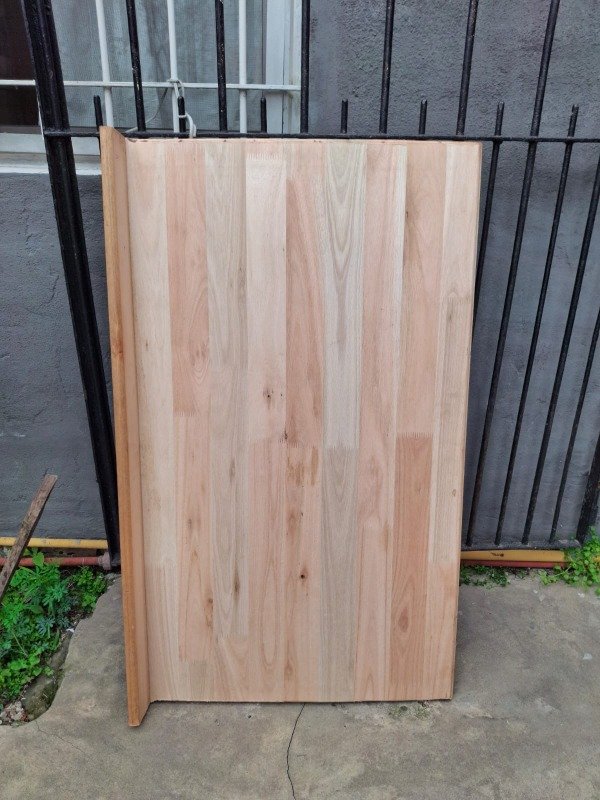 Producto - Mesada eucalipto 100cm (con zócalo)