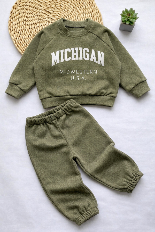 Producto - CONJUNTO MICHIGAN VERDE (BUZO + PANTALÓN BAGGY)
