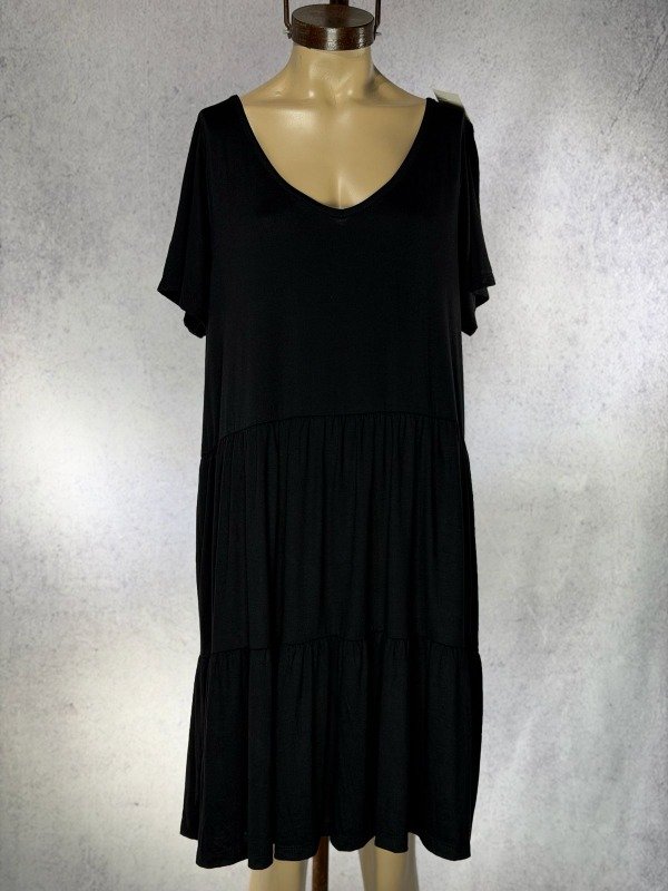 Producto - VESTIDO NEGRO VOLADOS OVER