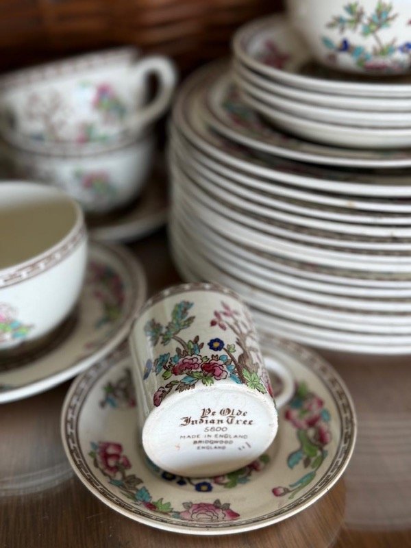 Producto - Taza y plato de café Indian Tree