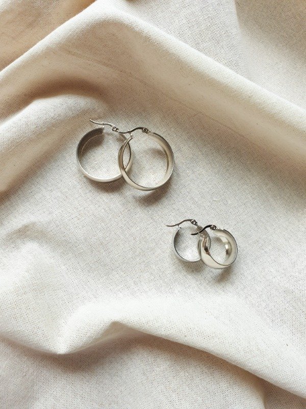 Producto - Argollas rebecca silver