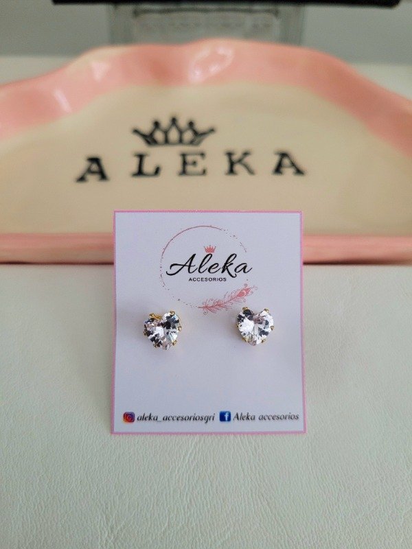 Producto - Conjunto corazón cubic de acero dorado - 6