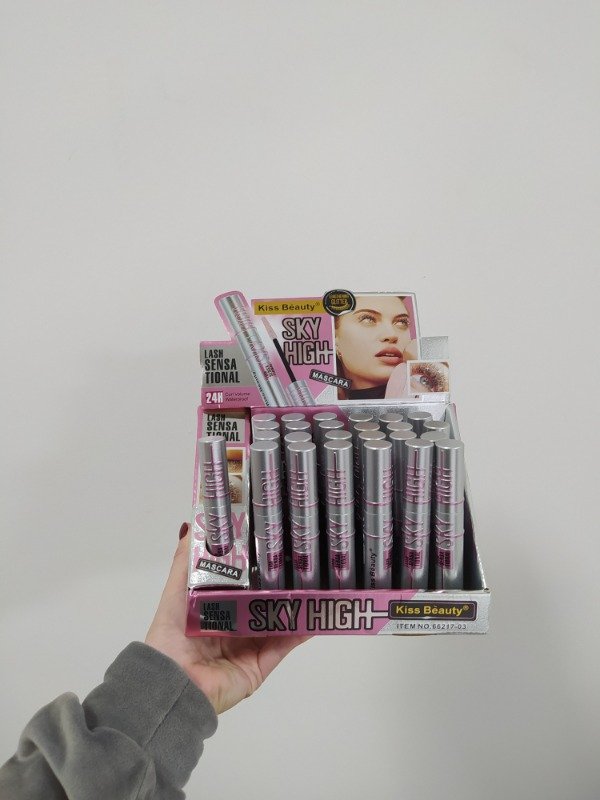 Producto - Máscara de pestañas sky high Kiss Beauty