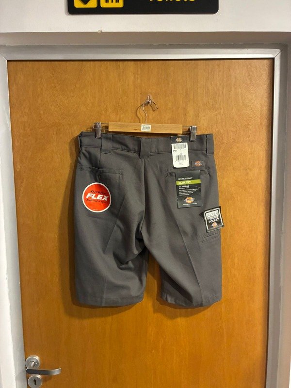 Producto - Bermuda gris Dickies