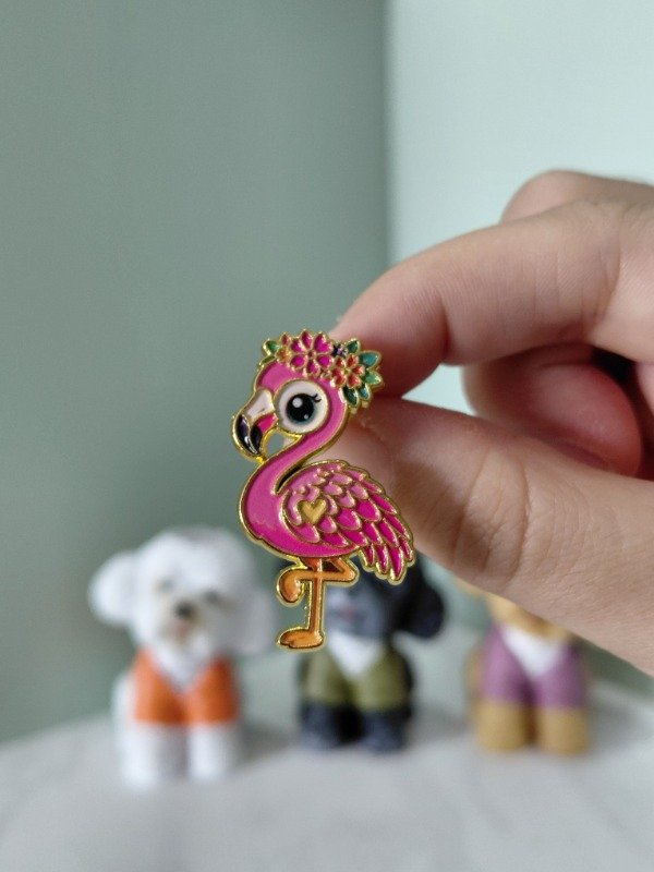 Producto - Pin metalizado - Flamenco en dorado #3028