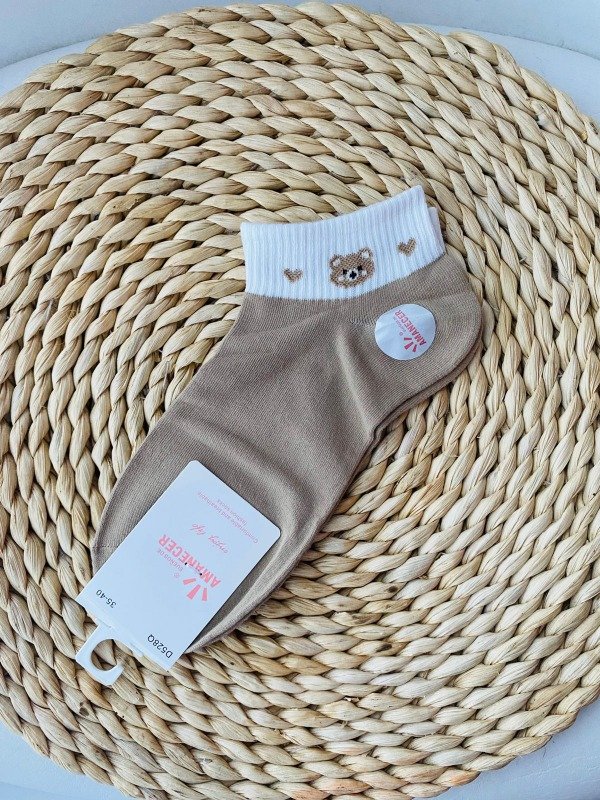 Producto - Medias marrones con osito