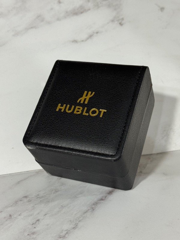 Producto - ESTUCHE CUERO HUBLOT