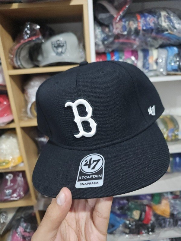 Snapback Boston Red Sox negro y blanco de 47 Brand