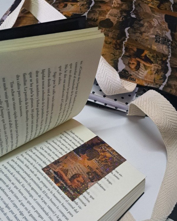 Producto - Marcapágina magnético holográfico - Los juegos del hambre