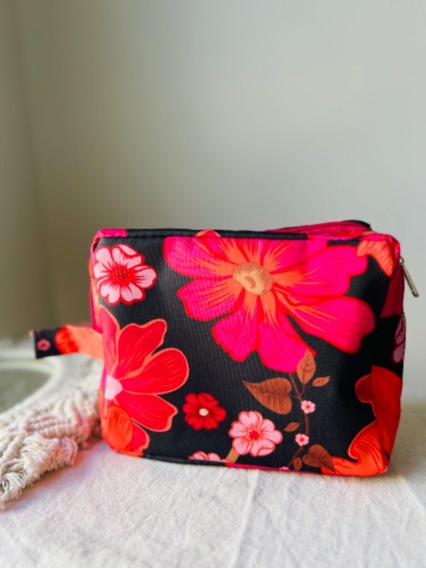 Producto - Cartuchera/portacosmeticos Meri