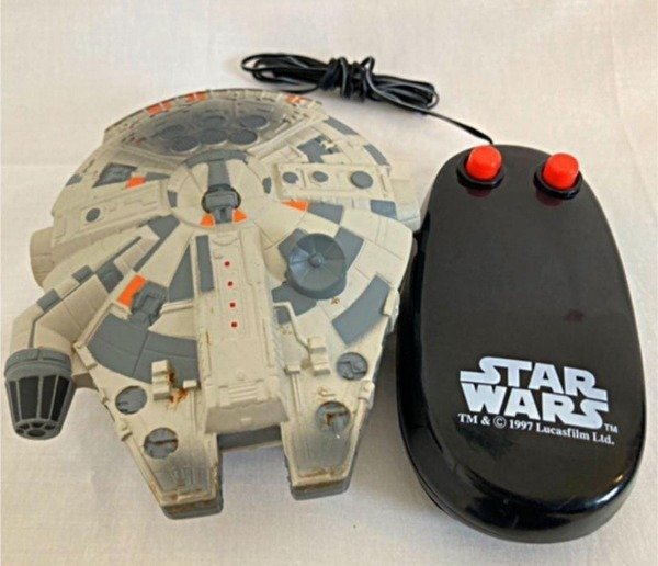 Producto - Figura Original con control Halcon Milenario - Star Wars BANPRESTO