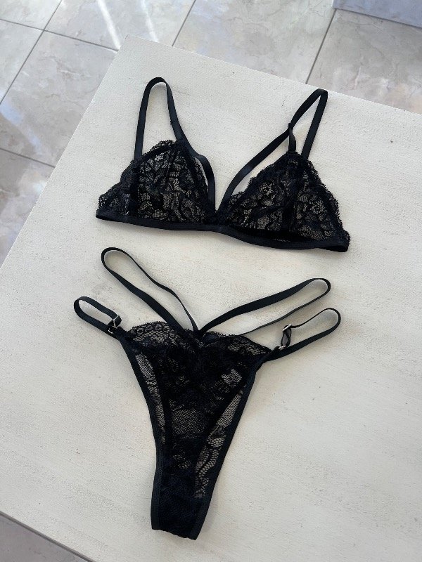 Producto - Conjunto bralette c/ tiras puntilla negro - 0