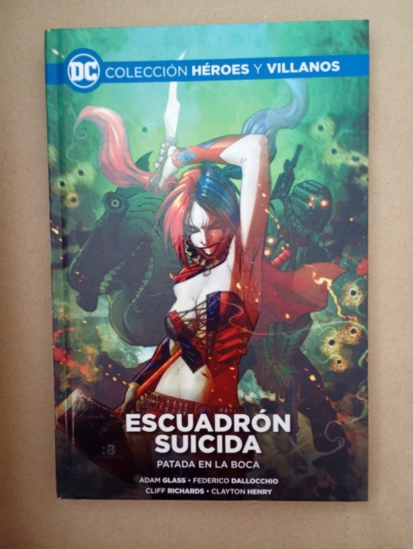 Producto - Escuadrón suicida Patada en la boca - Glass Dallocchio - DC Comics Salvat 2023