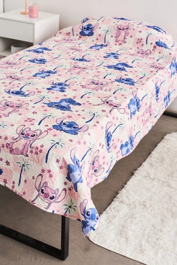 Producto - Cubrecama Ultra Soft 1 1/2 Plaza Stitch Piñata