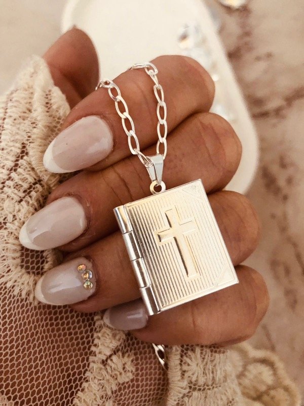 Producto - Relicario Cuadrado más cruz Plata 900