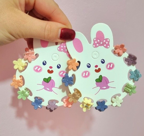 Producto - Conejito de Mini broches florcitas