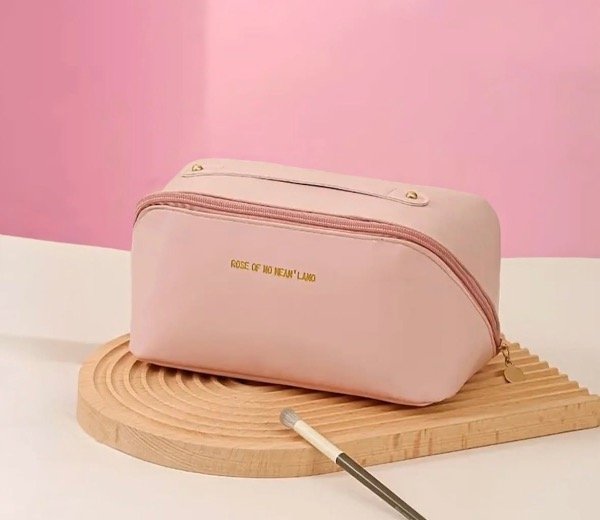 Producto - Portacosmetico de cuerina viral