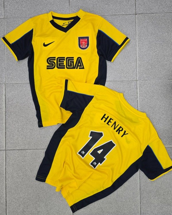 Producto - Camiseta Arsenal Henry Retro Niño