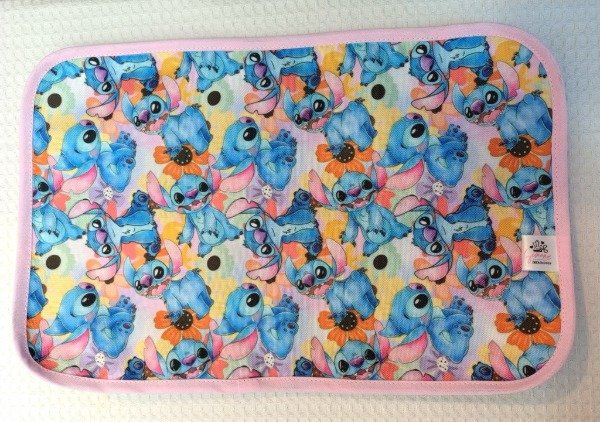 Producto - MANTEL INDIVIDUAL STICH con rosado - 0