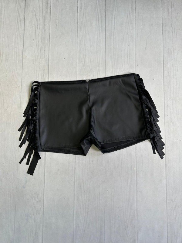 Producto - [4820] Short flecos cuerina