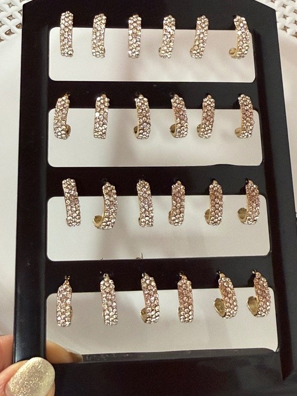 Producto - AD396 Blíster x 12 aros fiesta con strass acero dorado