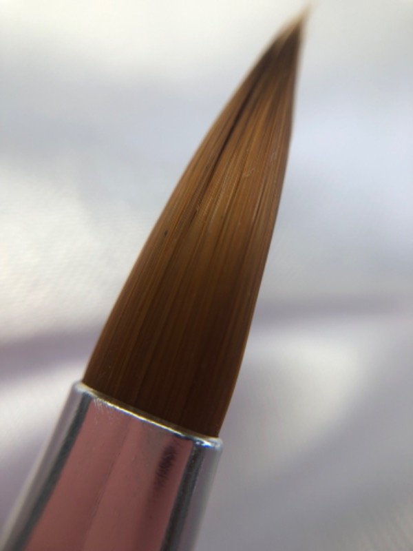 Producto - Pincel para acrílico #10 - palo de madera y pelo símil natural