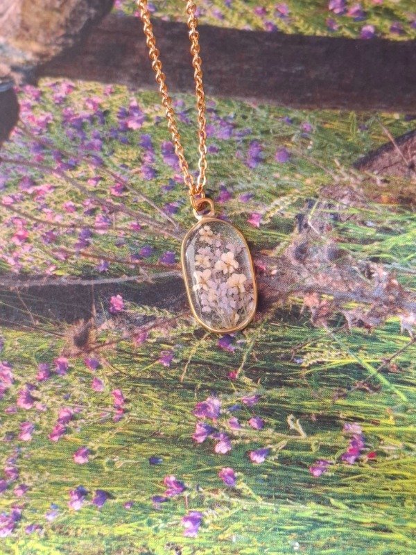 Producto - blancas y lilas