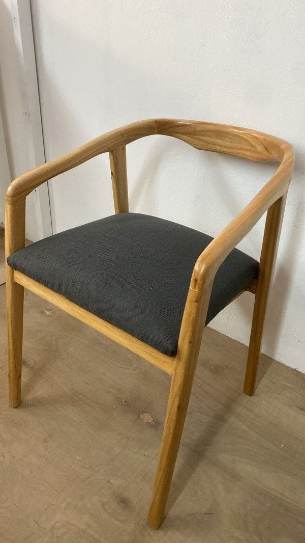 Producto - SILLA BALI TAPISADA