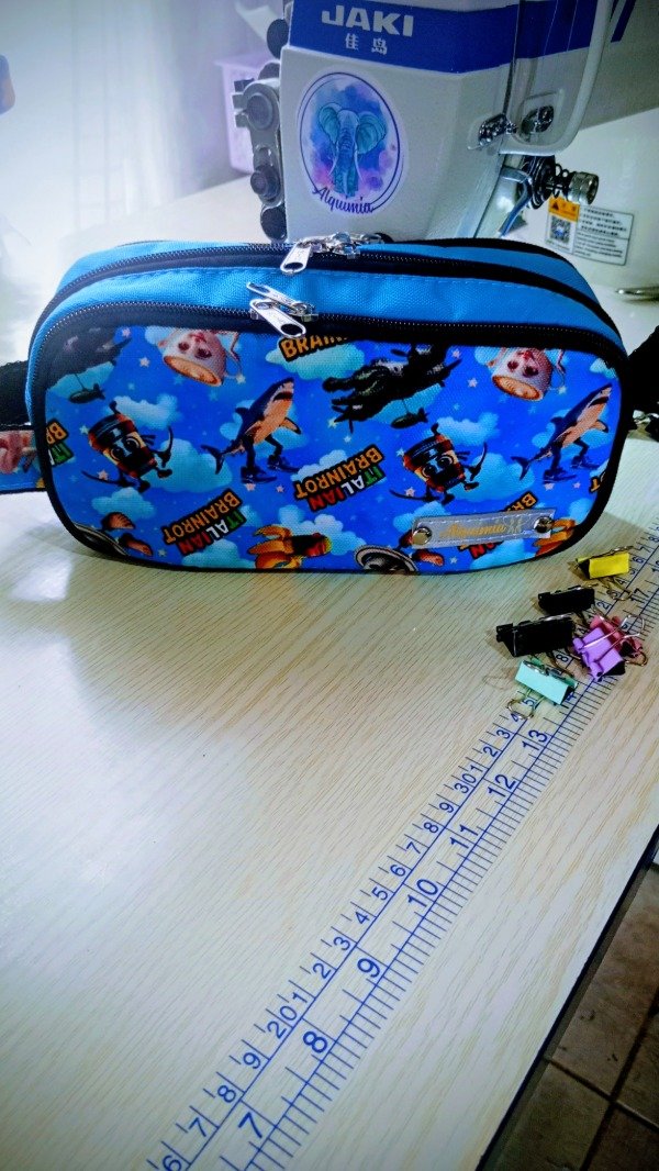 Producto - Cartuchera triple cierre Tralalero