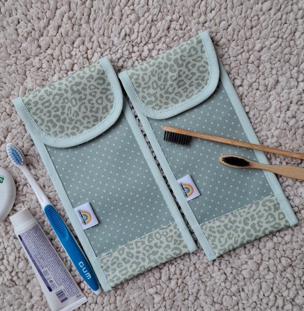 Producto - Estuche higiene Print Gris Lunares