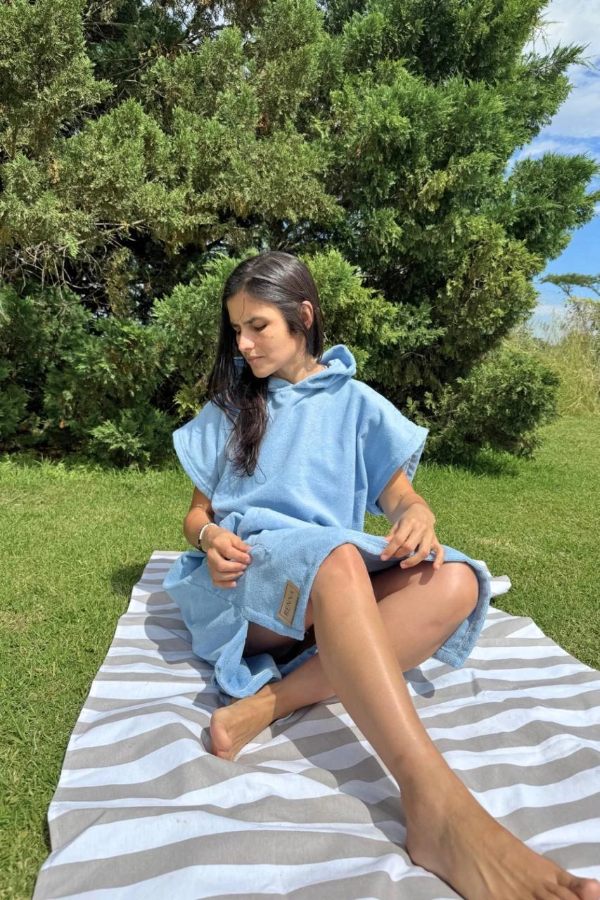 Producto - PONCHO SECADO RAPIDO