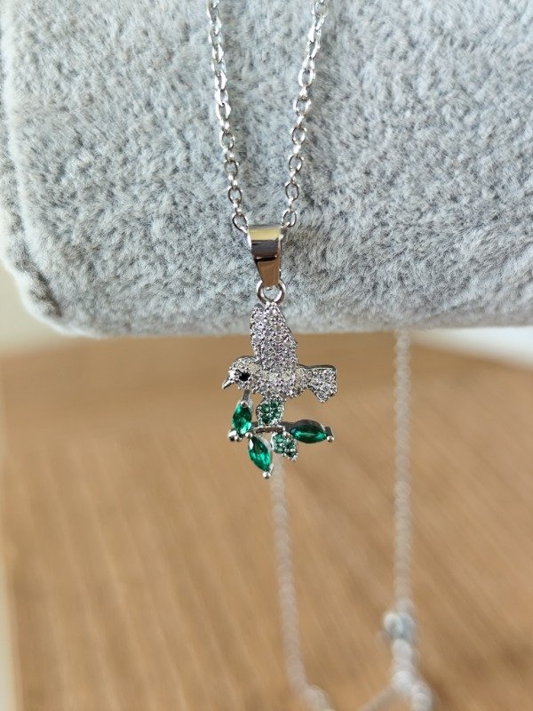 Producto - Collar colibrí hojitaa