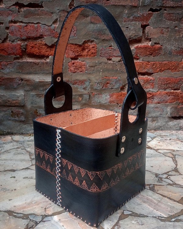 Producto - Matera Cuadrada (negro)