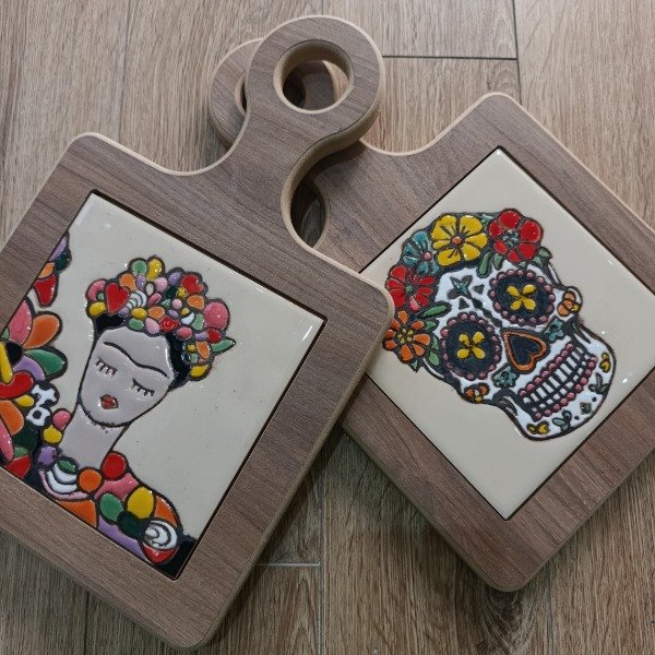 Producto - Tabla con azulejo de 15 x15