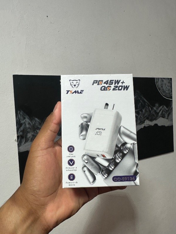 Producto - Cargador 65w