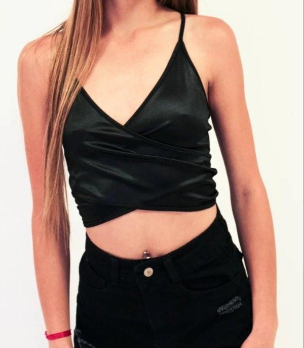 Producto - Vixen Vinyl Strappy Top