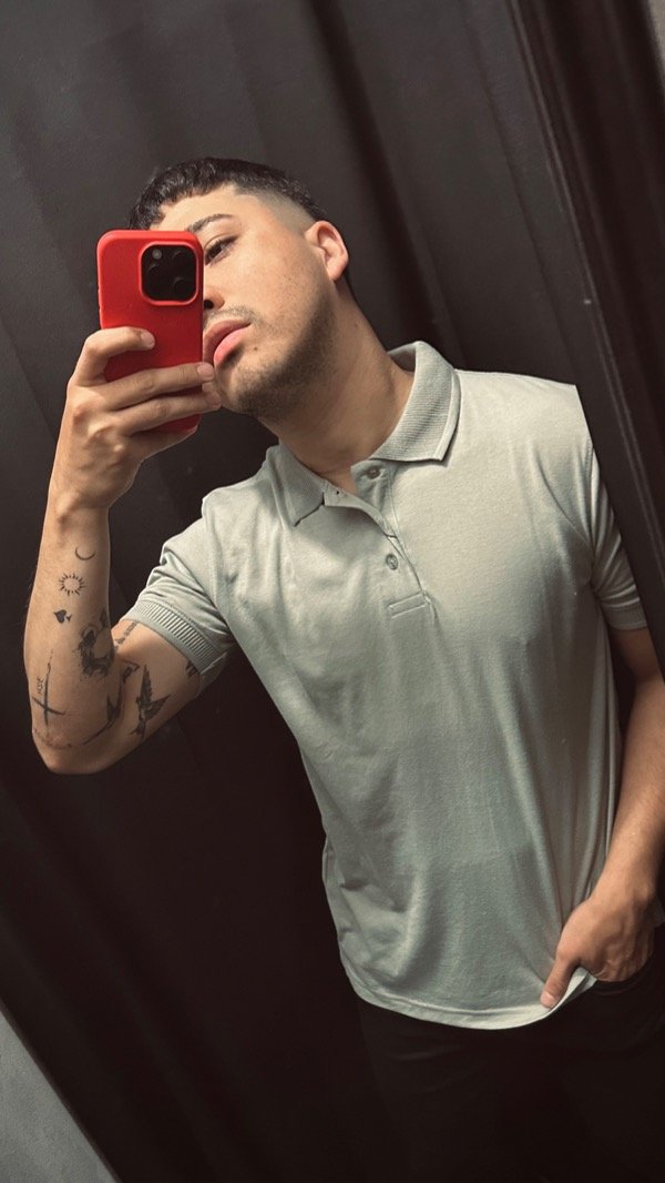 Producto - Chomba gris