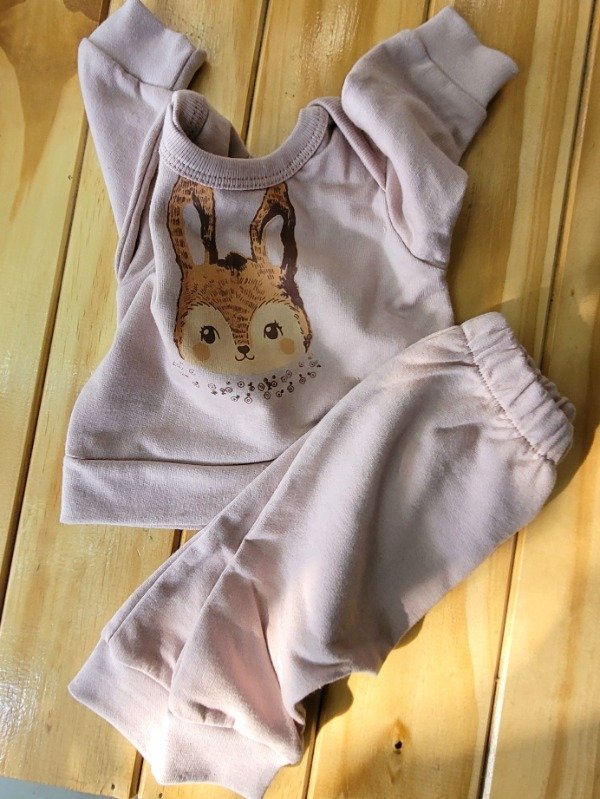 Producto - MINI CONJUNTO RUSTICO CONEJA - transferencia 15.980