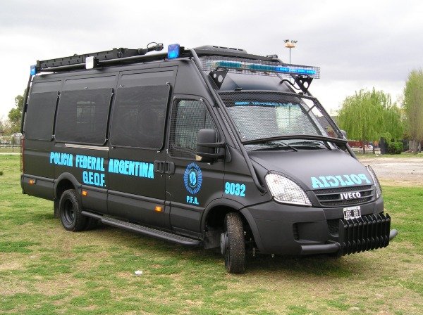 Producto - Unidad para Traslado táctico del grupo GEOF sobre Iveco Daily Furgon