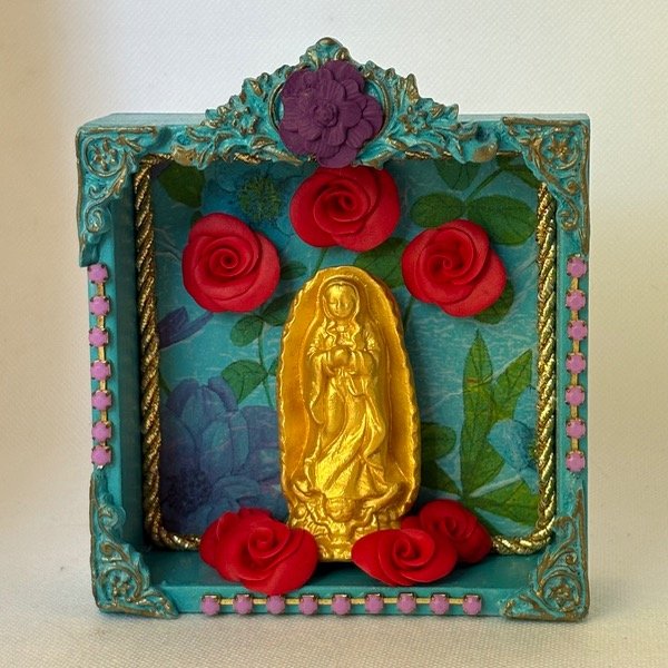 Producto - Lupe figura y flores