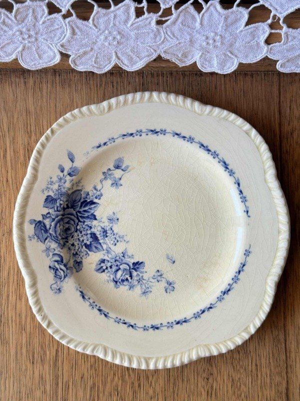 Producto - Plato de postre de loza inglesa Woods And Sons Graciela