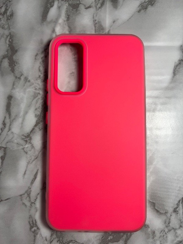 Producto - Case reforzada lisa rosa fluo A34