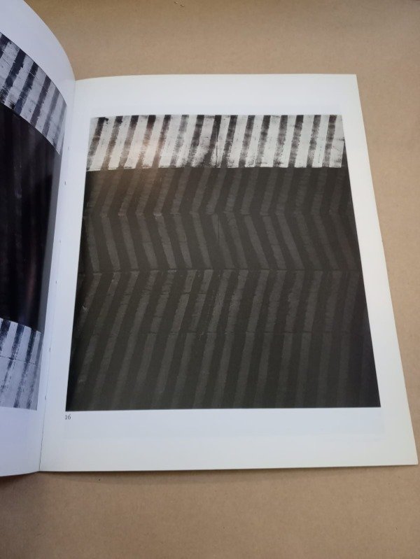 Producto - Lenguajes del papel - Asse Degottex - Museo Nacional de Bellas Artes 1987 - 3