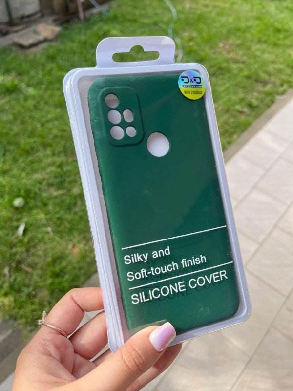 Producto - G20 y G30 silicona con felpa verde