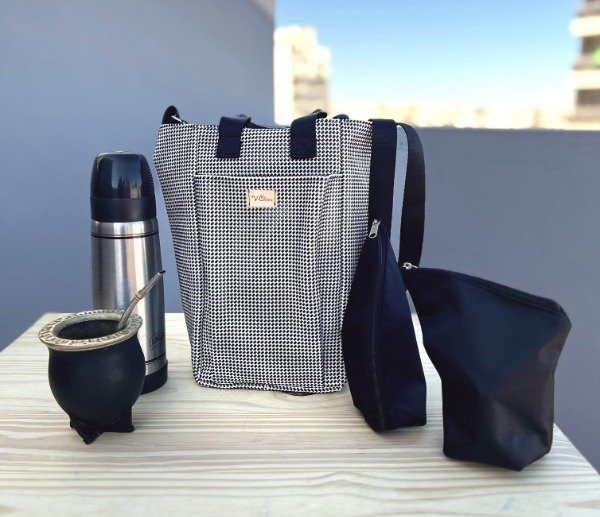 Producto - Bolso Matero - Charol Blanco y Negro