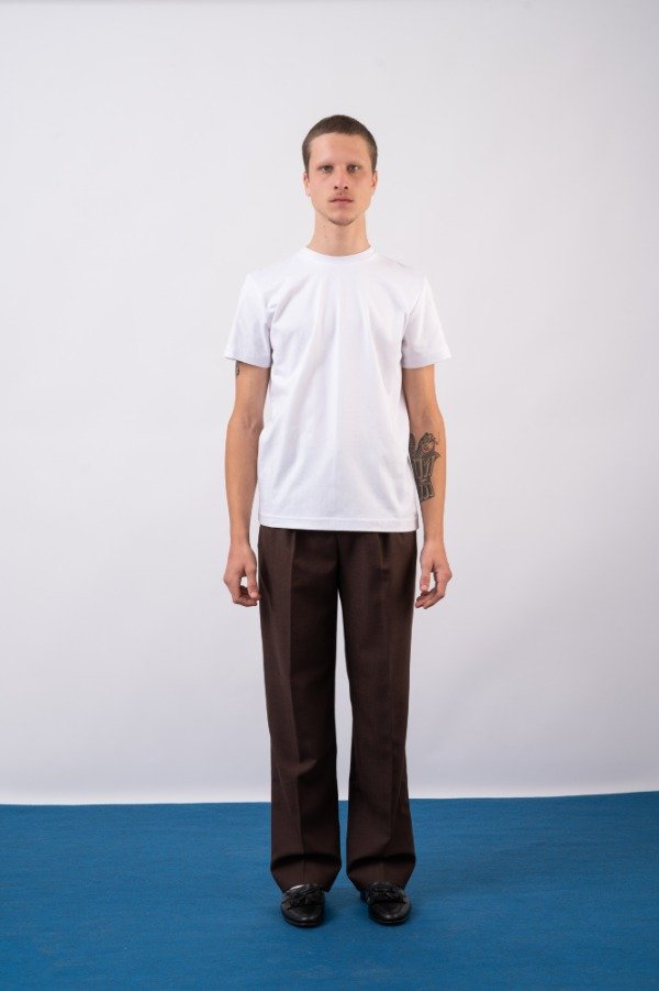 Producto - REMERA CLASSIC FIT BLANCA