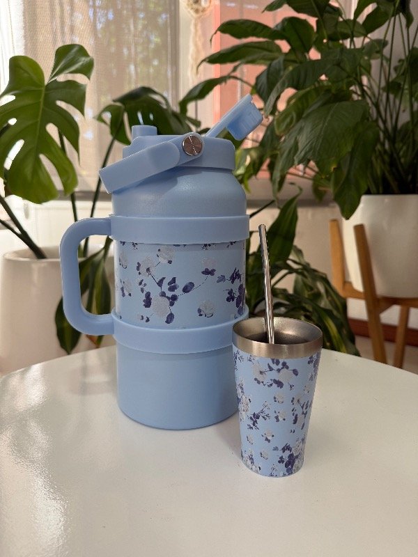 Producto - Set terere (termo 1900 ml + mate + bombilla) celeste